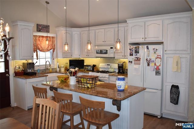 668 Hillsdale Avenue, Hillsdale, NJ 07642