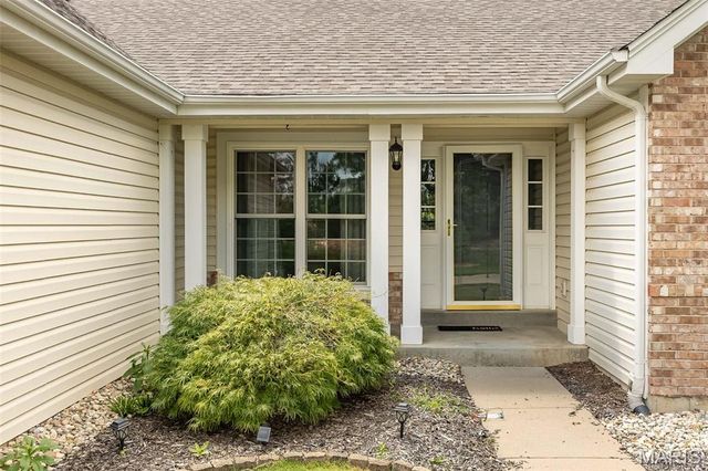 2088 Avalon Ridge Circle, Fenton, MO 63026
