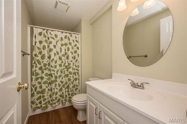 2088 Avalon Ridge Circle, Fenton, MO 63026