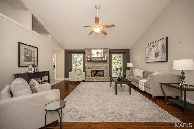 2088 Avalon Ridge Circle, Fenton, MO 63026