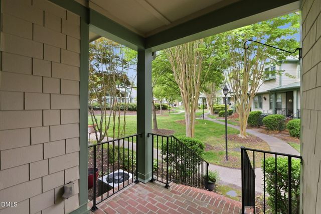 305 Presque Isle Lane Bldg 300, Chapel Hill, NC 27514