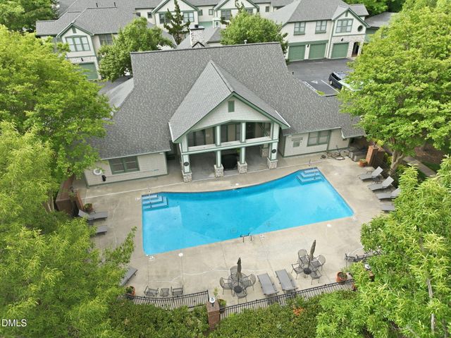 305 Presque Isle Lane Bldg 300, Chapel Hill, NC 27514