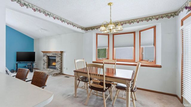 1525 Fall Creek Parkway, Fort Wayne, IN 46808