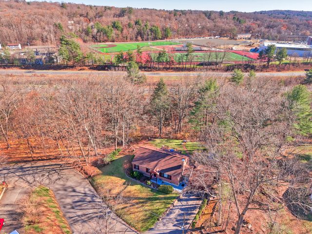90 Spruce Drive, Torrington, CT 06790
