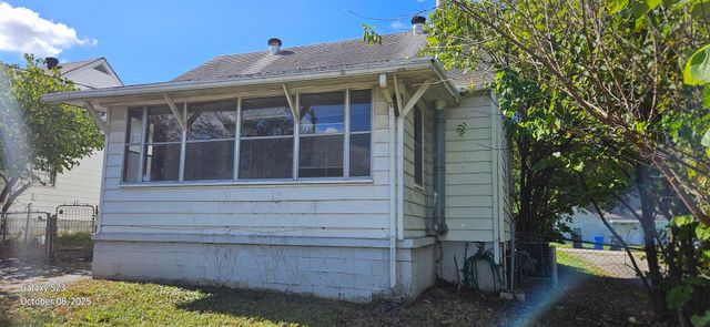 425 Emerson Drive, Lexington, KY 40505