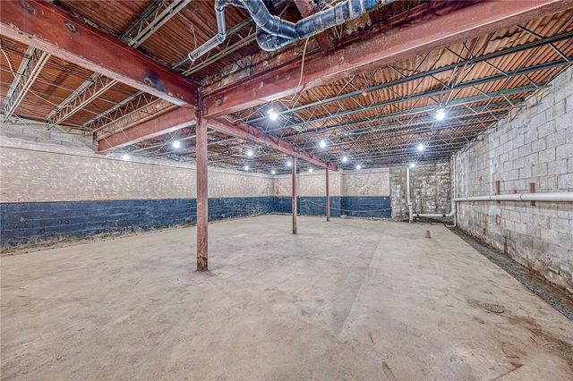 3529 Washington Ave, Finleyville, PA 15332