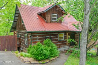 532 Hideaway Ridge Circle, Sevierville, TN 37862