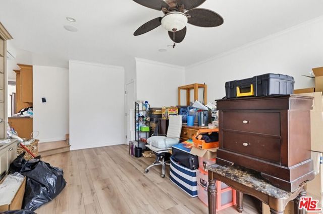 2200 Easy Avenue, Long Beach, CA 90810