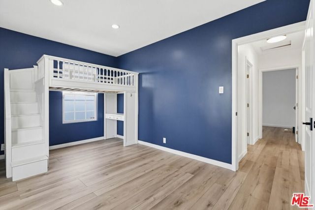 2200 Easy Avenue, Long Beach, CA 90810