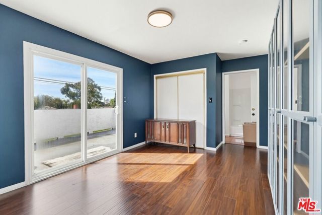 2200 Easy Avenue, Long Beach, CA 90810