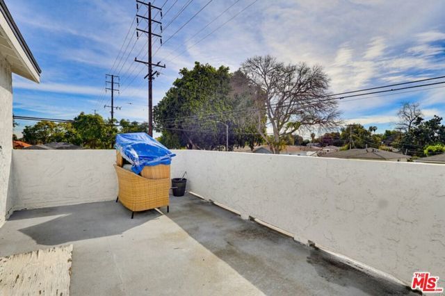 2200 Easy Avenue, Long Beach, CA 90810