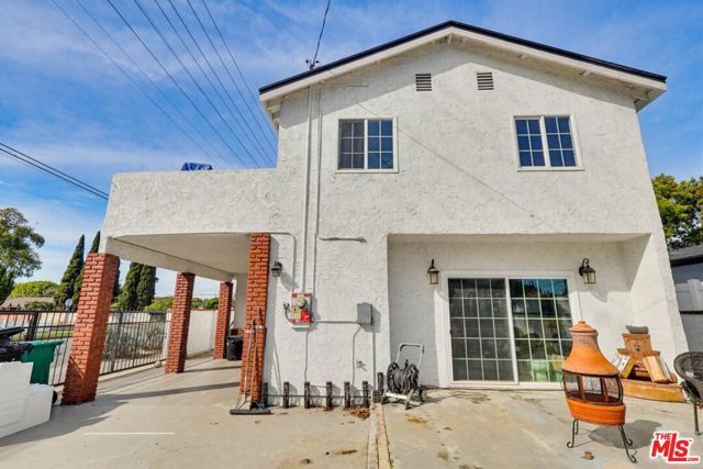 2200 Easy Avenue, Long Beach, CA 90810