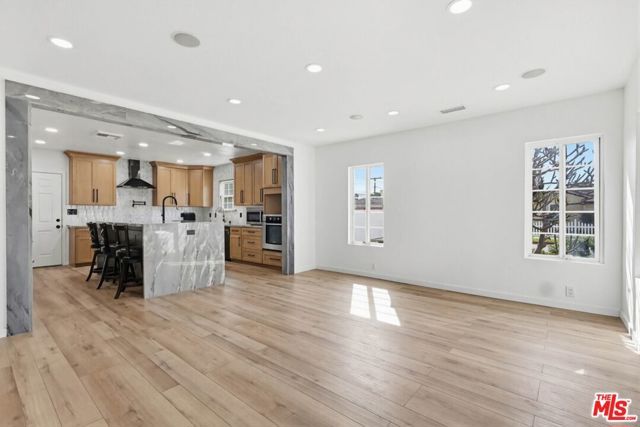 2200 Easy Avenue, Long Beach, CA 90810