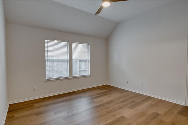 18314 S Elizabeth Shore Loop, Cypress, TX 77433