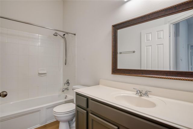 18314 S Elizabeth Shore Loop, Cypress, TX 77433