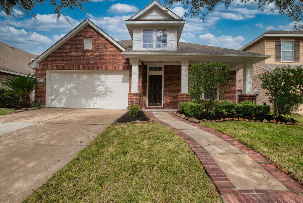 18314 S Elizabeth Shore Loop, Cypress, TX 77433