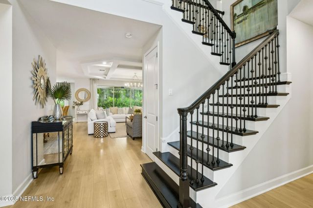 302 MARQUESA Circle, St. Johns, FL 32259