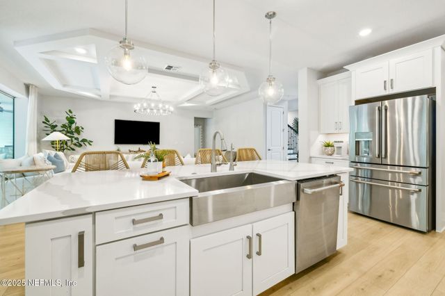 302 MARQUESA Circle, St. Johns, FL 32259
