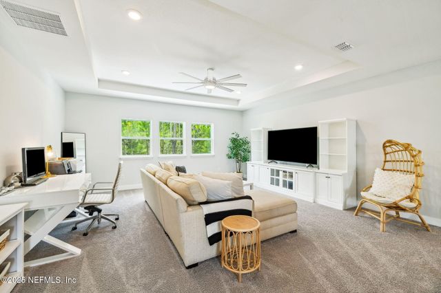 302 MARQUESA Circle, St. Johns, FL 32259