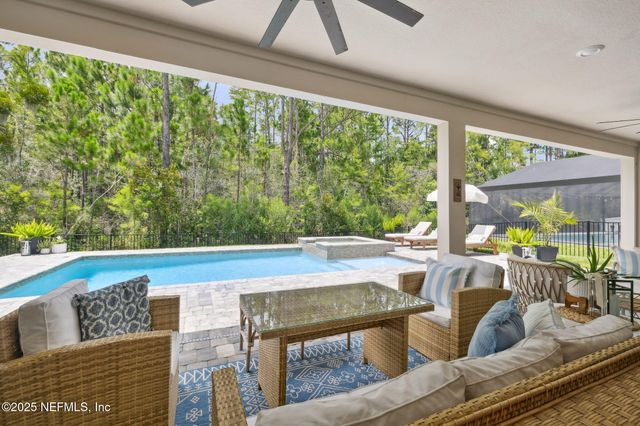 302 MARQUESA Circle, St. Johns, FL 32259
