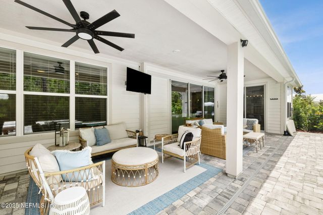 302 MARQUESA Circle, St. Johns, FL 32259