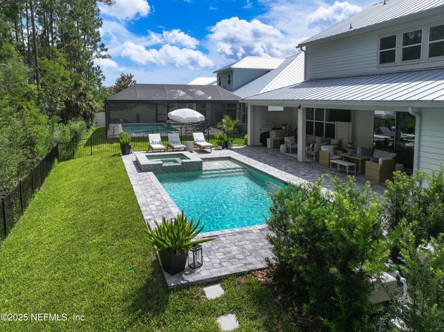 302 MARQUESA Circle, St. Johns, FL 32259