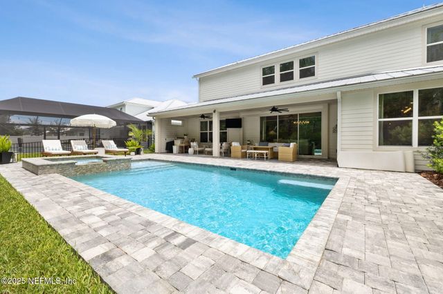 302 MARQUESA Circle, St. Johns, FL 32259