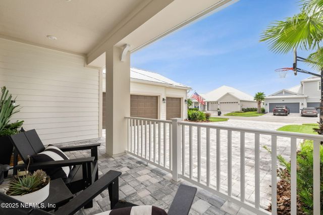 302 MARQUESA Circle, St. Johns, FL 32259