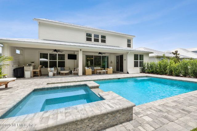 302 MARQUESA Circle, St. Johns, FL 32259