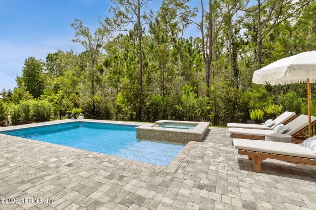 302 MARQUESA Circle, St. Johns, FL 32259