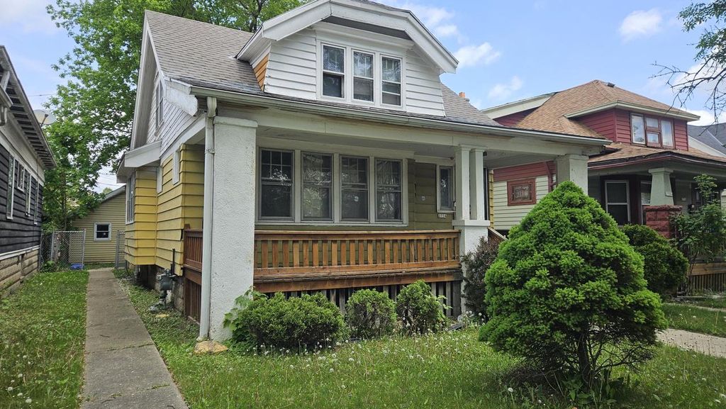 2714 W Concordia AVENUE, Milwaukee, WI 53216