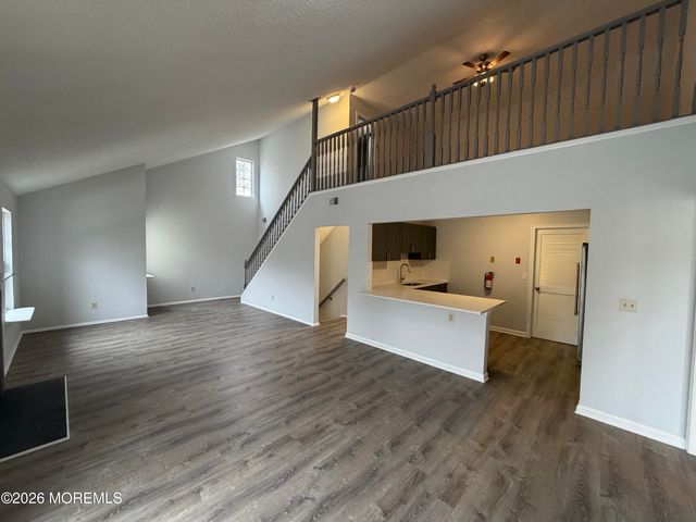 6 Nashville Court, Tinton Falls, NJ 07712