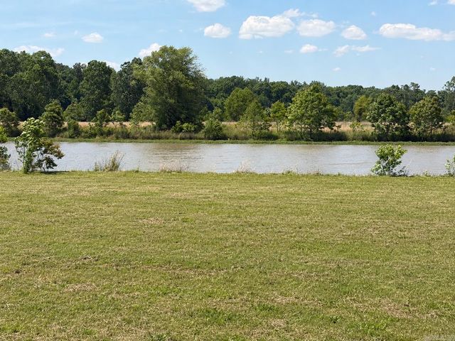 655 Mound View Dr., England, AR 72046