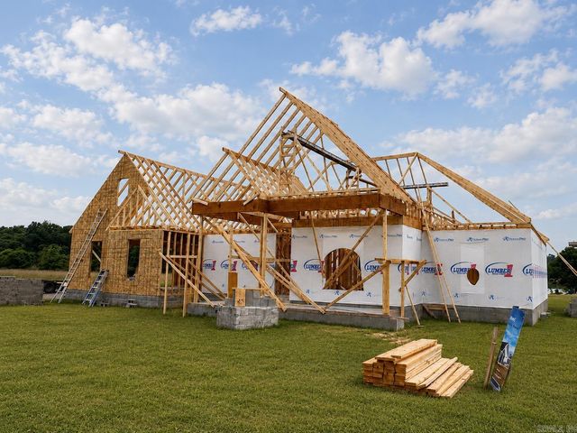 655 Mound View Dr., England, AR 72046