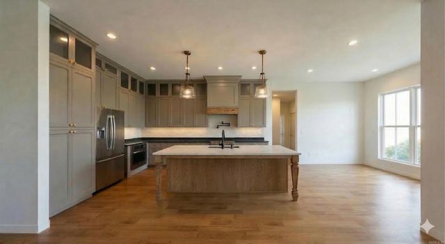 655 Mound View Dr., England, AR 72046