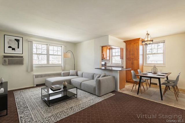 61-28 255th 1016, Little Neck, NY 11362