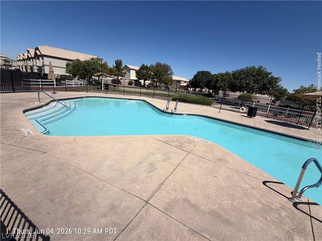 6405 Rusticated Stone Avenue 101, Henderson, NV 89011
