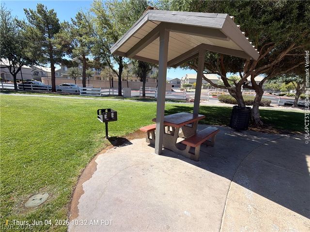 6405 Rusticated Stone Avenue 101, Henderson, NV 89011