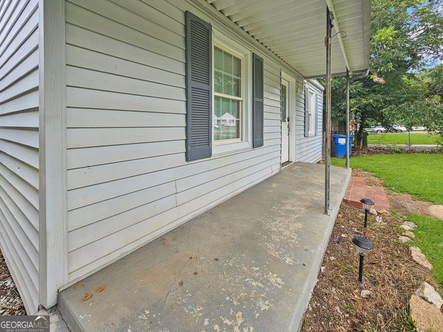 202 White Street, Hogansville, GA 30230