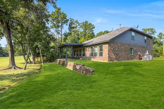 5 Stone Creek, Conroe, TX 77304