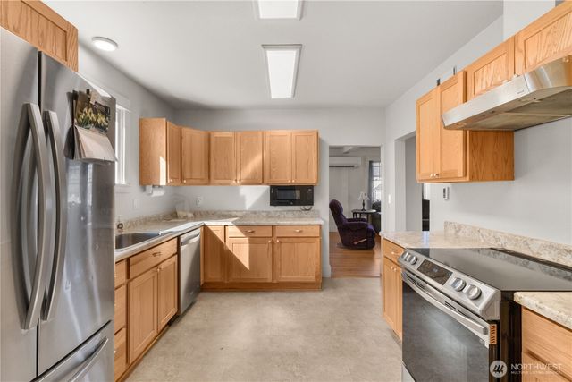 3607 E Spokane Street, Tacoma, WA 98404