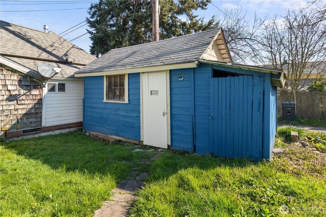 3607 E Spokane Street, Tacoma, WA 98404