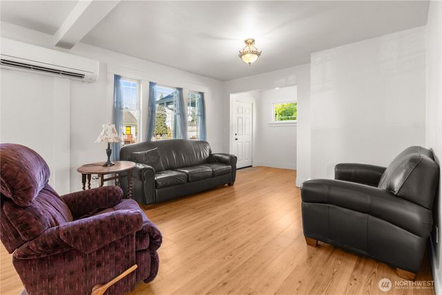 3607 E Spokane Street, Tacoma, WA 98404