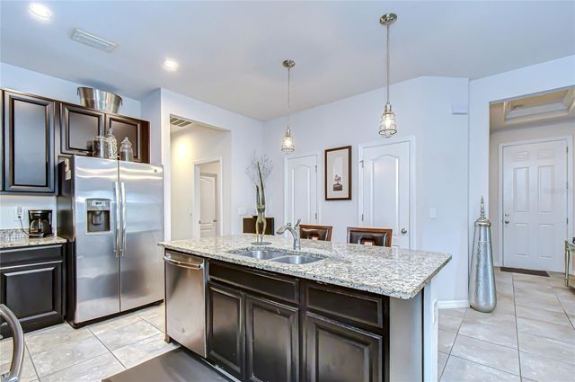 10497 HERON HIDEAWAY LOOP, Land O Lakes, FL 34638