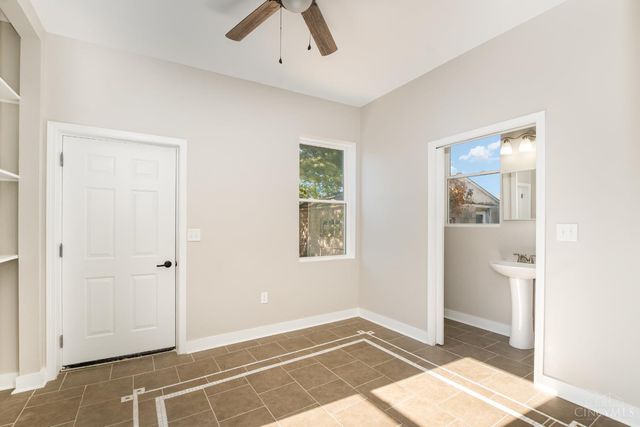 1421 Jefferson Avenue, Reading, OH 45215