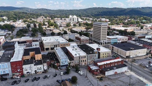 1012 a NOBLE STREET, Anniston, AL 36201