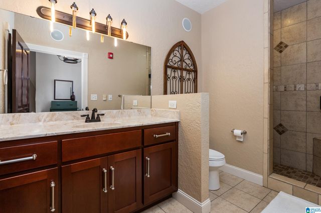 1012 a NOBLE STREET, Anniston, AL 36201