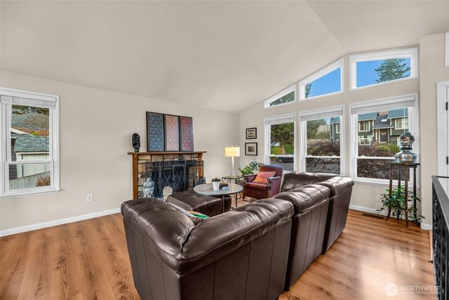 32867 42nd Place SW, Federal Way, WA 98023