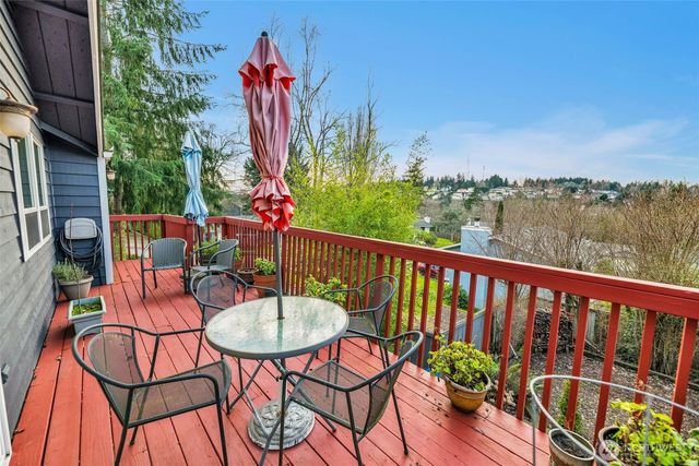 32867 42nd Place SW, Federal Way, WA 98023