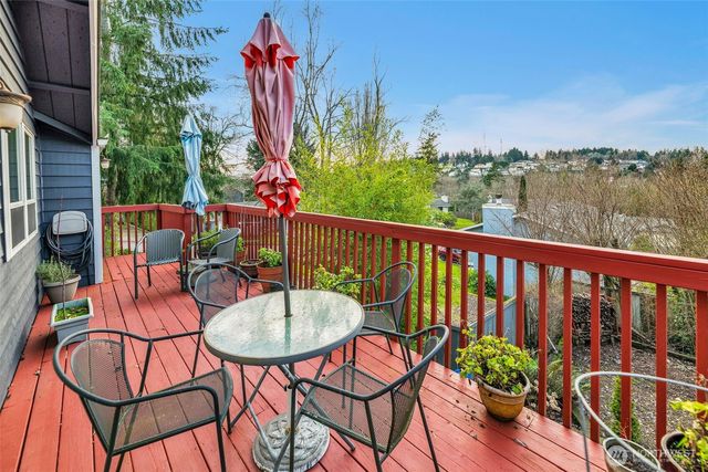 32867 42nd Place SW, Federal Way, WA 98023